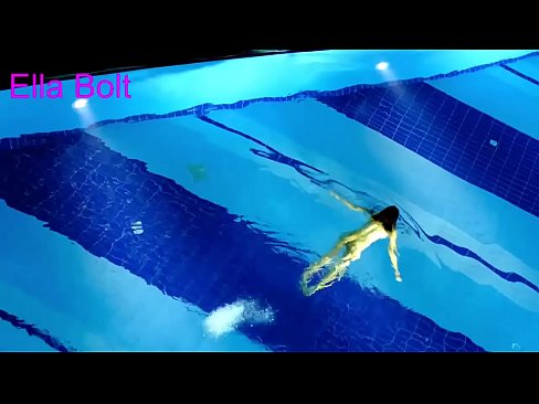 ❤️ నేను చూడటం ఆపలేను, ELLA BOLT రిసార్ట్ పూల్‌లో నగ్నంగా ఈత కొడుతూ దొరికిన యువ అందగత్తె ️ పోర్న్ వీడియో te.shufflesex.ru ❤